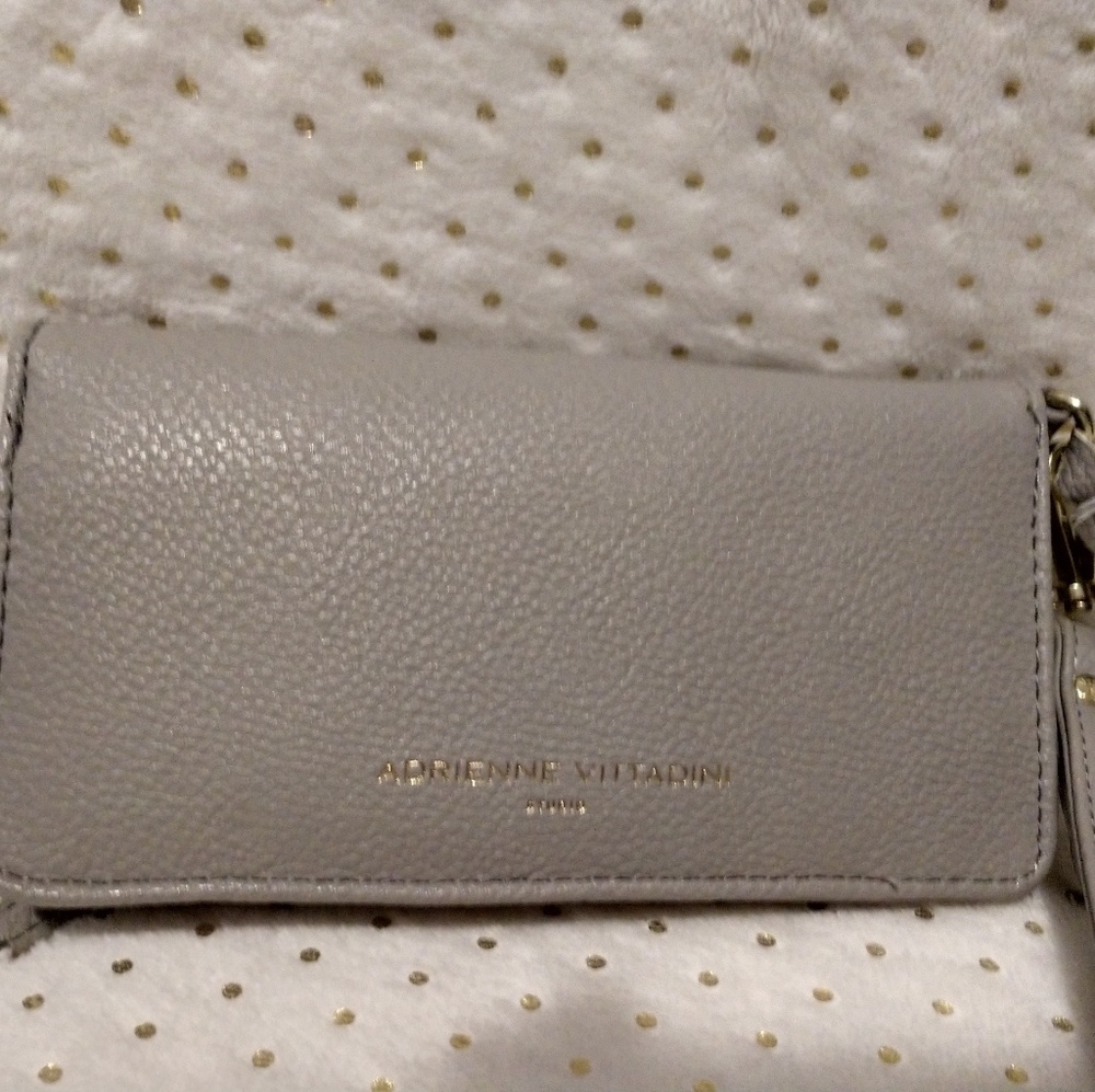 Adrienne Vittadini Cell Phone Wallet Wristlet